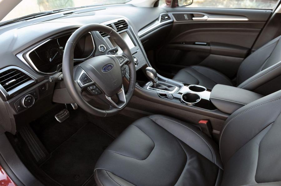  Ford Fusion 2013 года  (US) (фото 175 из 202)